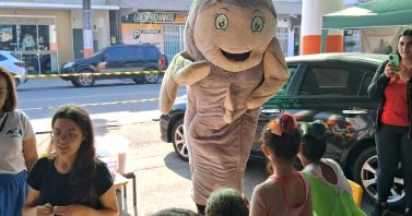 Dia D da Campanha do Agasalho entrega peças de roupas durante evento em Camboriú, neste sábado (28)
