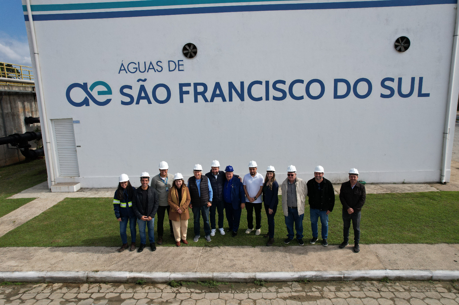 Prefeito Leonel Pavan conhece modelo de Estação de Tratamento de Esgotos referência nacional e projeta novo futuro para o saneamento de Camboriú